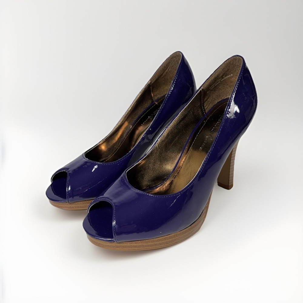 Charlotte Purple Patent Faux Leather Peep Toe Pumps Wood Look Platform Heel 7